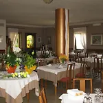 Ristorante Papa Отель